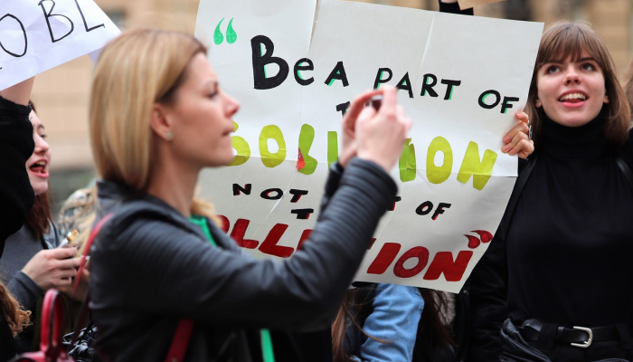 塞尔维亚公布最新疫情：全球防疫战中的新一轮挑战